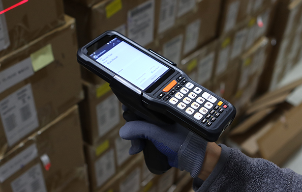 POINT MOBILE PM85  Mobile Barcode Scanner